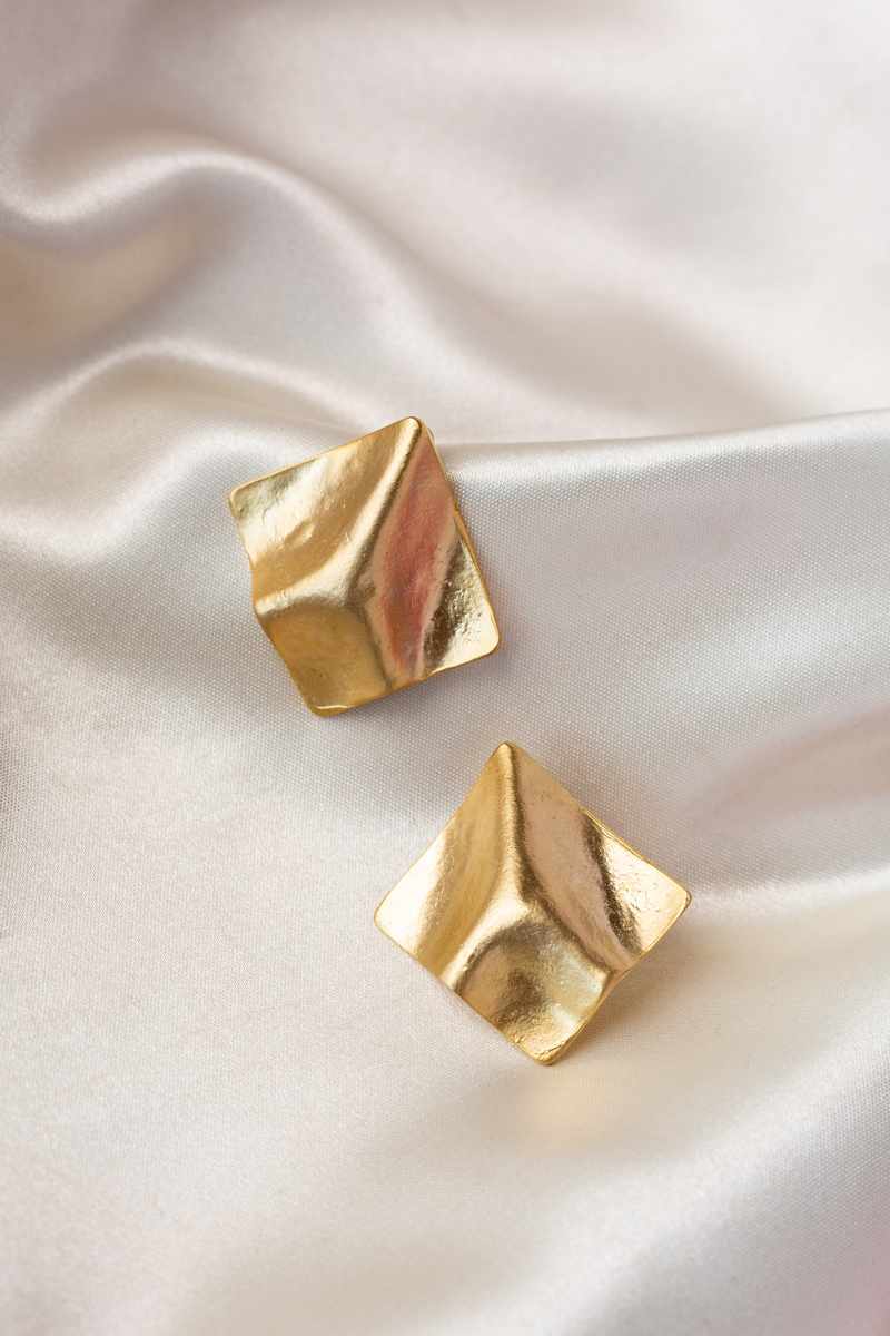 Image for Ern001 Athena Gold Stud Earrings Side