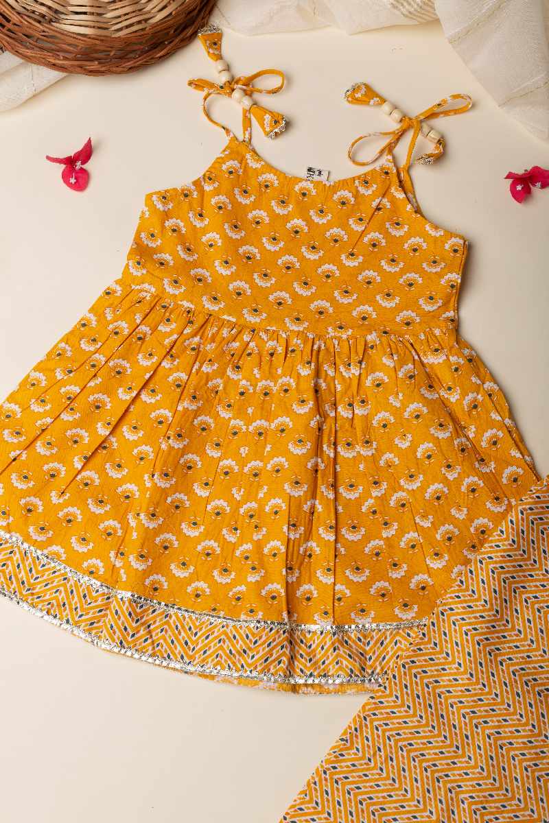 Image for Kusvaa Grw007 Sania Cotton Kurta Pant Set Front