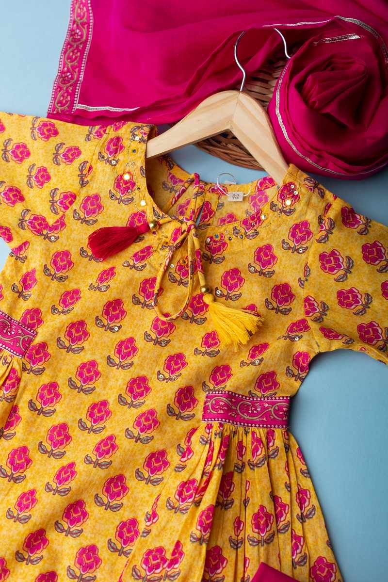 Image for Kusvaa Kne10 Evelina Cotton Girl's Suit Set Side