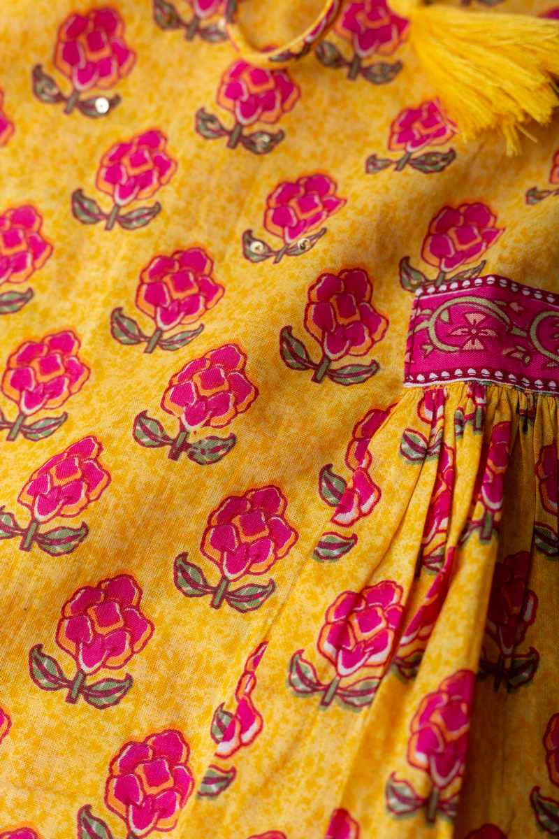 Image for Kusvaa Kne10 Evelina Cotton Girl's Suit Set Sitting