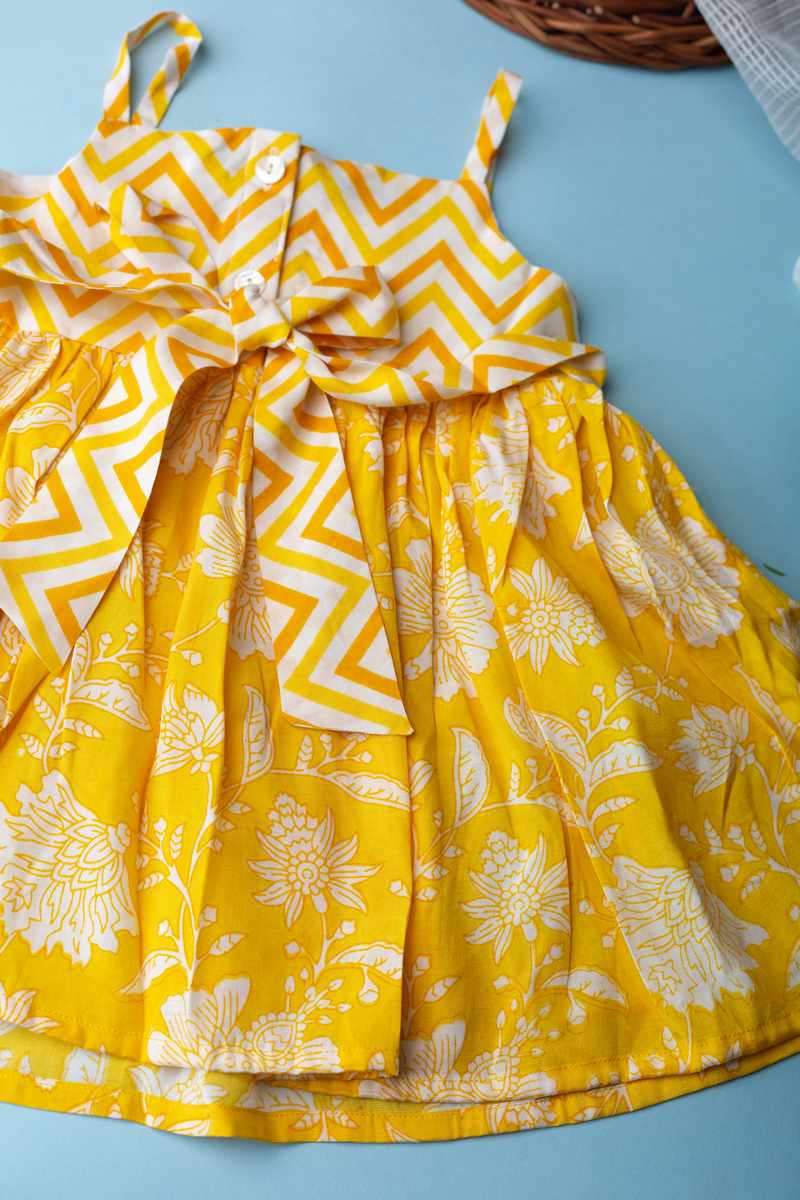 Image for Kusvaa Kne43 Aseema Muslin Girl's Frock Front