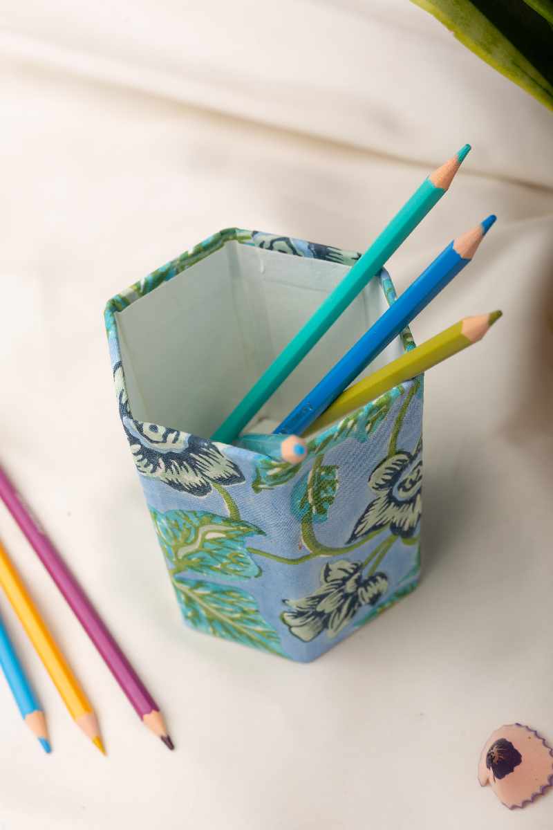 Image for Kusvaa Peh007 Kalam Dhari Pen Holder Front