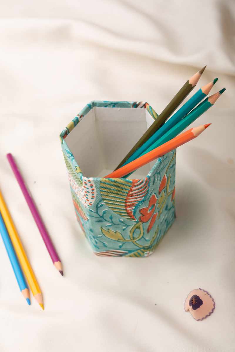 Image for Kusvaa Peh009 Kalam Dhari Pen Holder Front