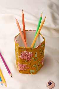 Image for Kusvaa Peh012 Kalam Dhari Pen Holder Front