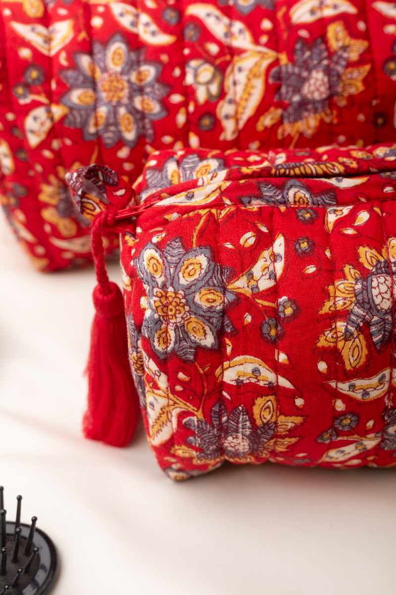 Image for Kusvaa Ubg002 Riyanka Toiletry Pouch Set Of 3 Closeup