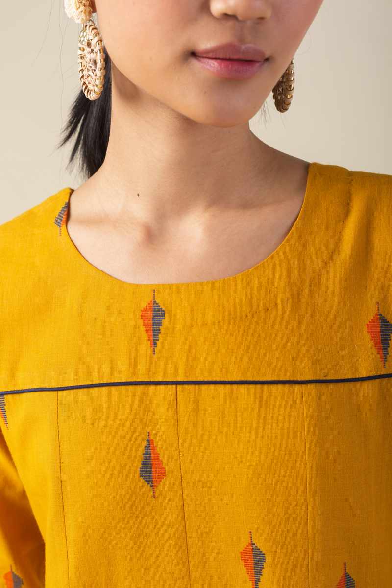 Image for Kusvaa Wkr001 Nicika Cotton Handloom Kurta Closeup 2