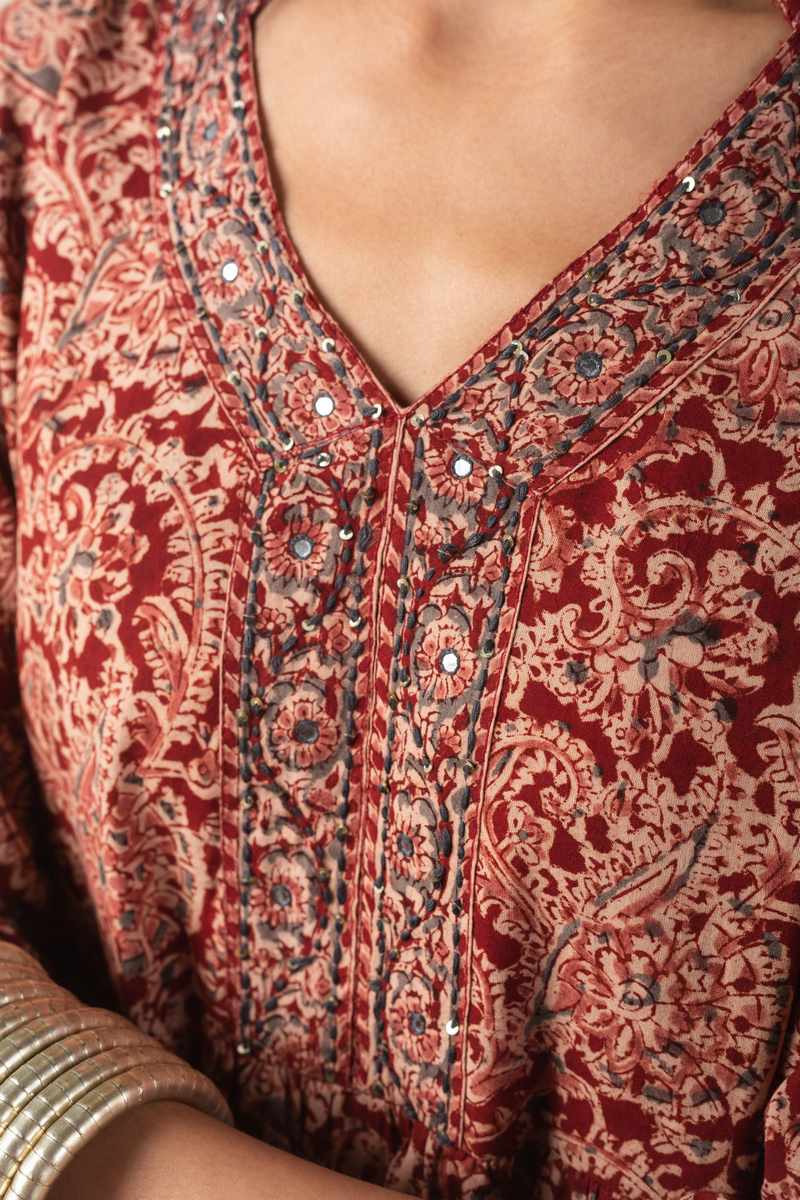 Image for Wkr008 Saranya Cotton Kalamkari Kurta Closeup 2