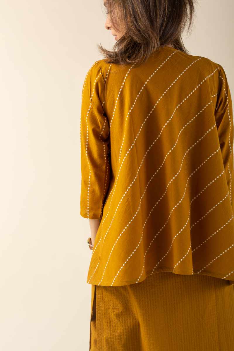 Image for Kusvaa Cood011 Marisha Handloom Kurta Pant Set Sitting