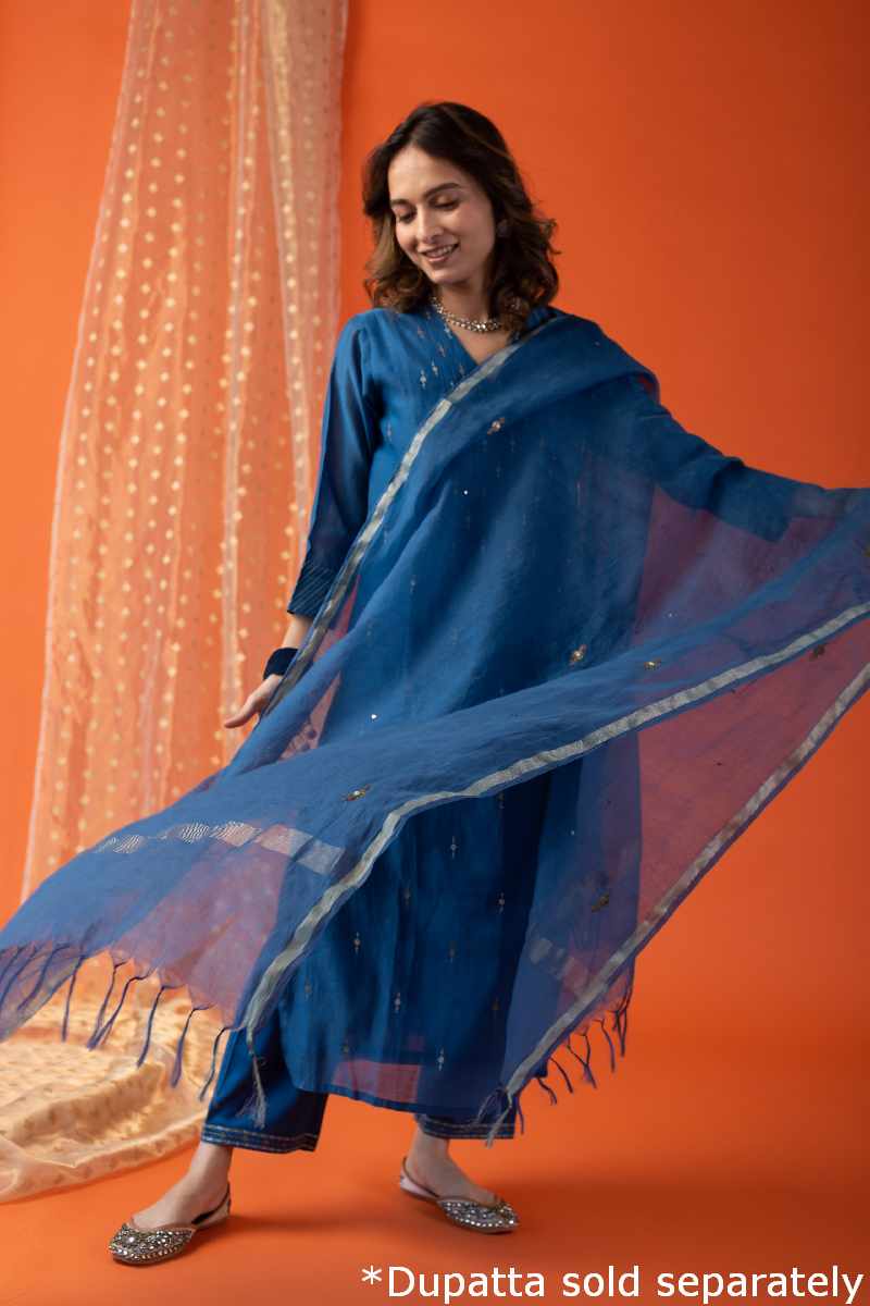 Image for Kusvaa Cood012 Ruma Chanderi Kurta Pant Set Side New