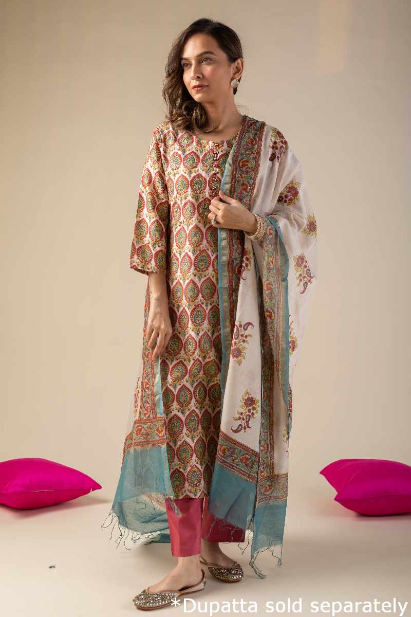 Image for Kusvaa Cood015 Ravija Chanderi Kurta Pant Set Closeup 2 New