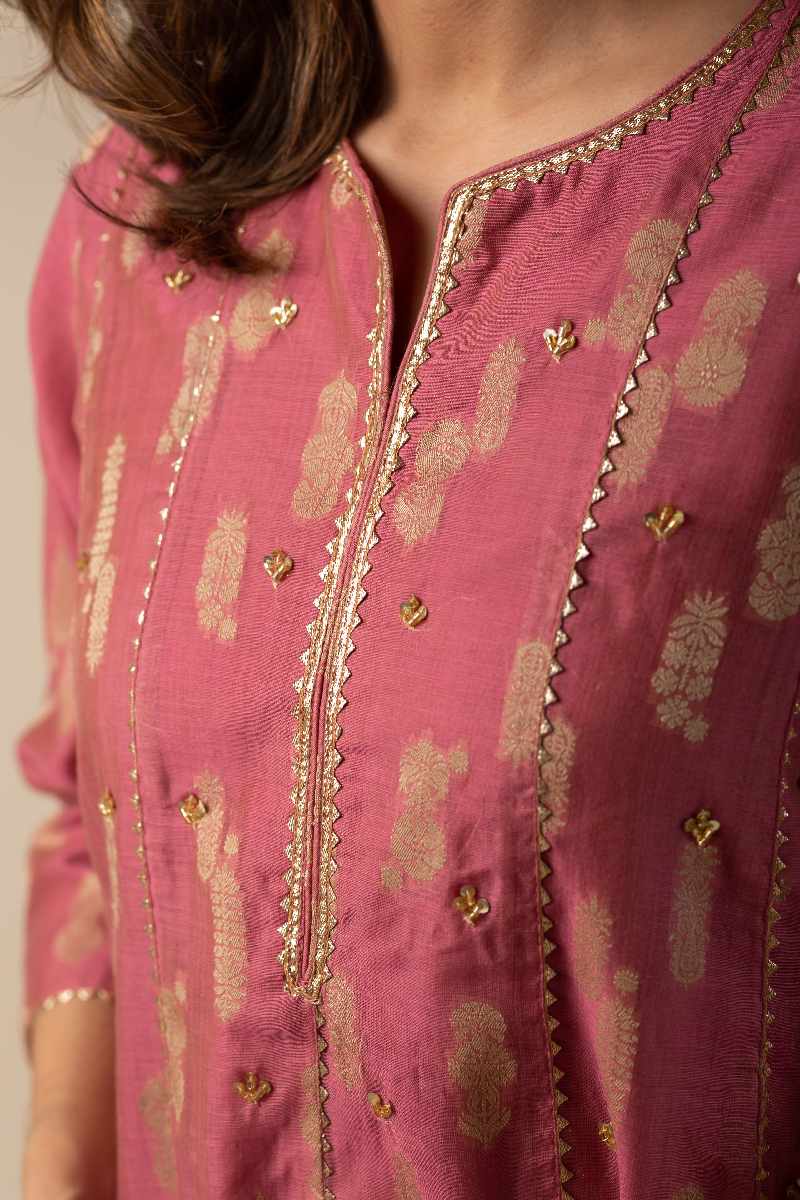 Image for Kusvaa Cood018 Anshula Chanderi Kurta Pant Set Back