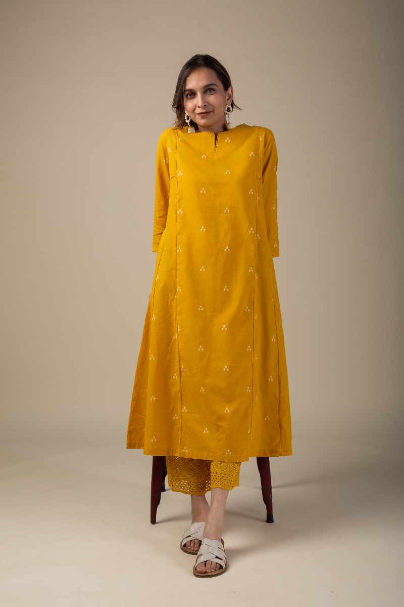 Image for Kusvaa Wkr011 Aarohi Handloom Cotton Kurta Front