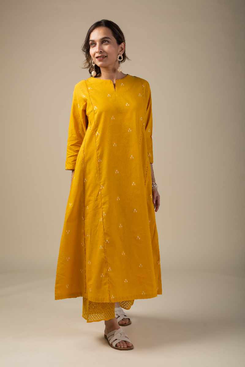 Image for Kusvaa Wkr011 Aarohi Handloom Cotton Kurta Side