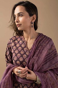 Image for Kusvaa Wkr013 Raati Cotton Straight Kurta Closeup