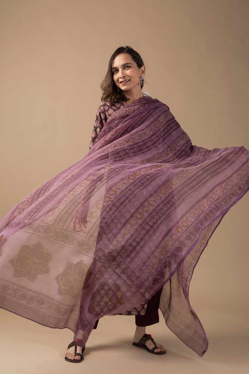 Image for Kusvaa Wkr013 Raati Cotton Straight Kurta Front