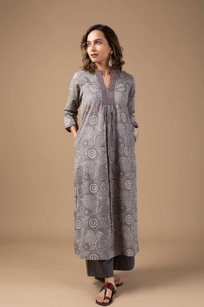 Image for Kusvaa Wkr019 Maheyi Cotton Block Print Kurta Closeup