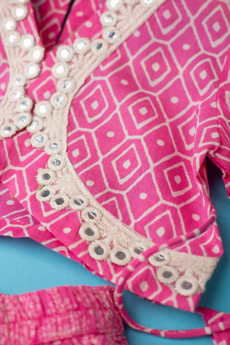 Image for Kusvaa Grw010 Anvita Cotton Girls Skirt Top And Dupatta Set Closeup 2 New