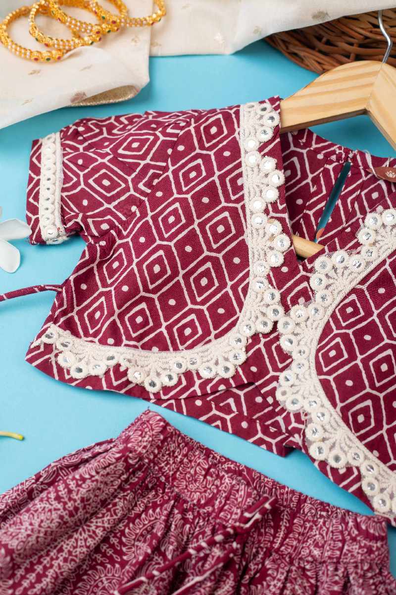 Image for Kusvaa Grw011 Siya Cotton Girls Skirt Top And Dupatta Set Closeup New