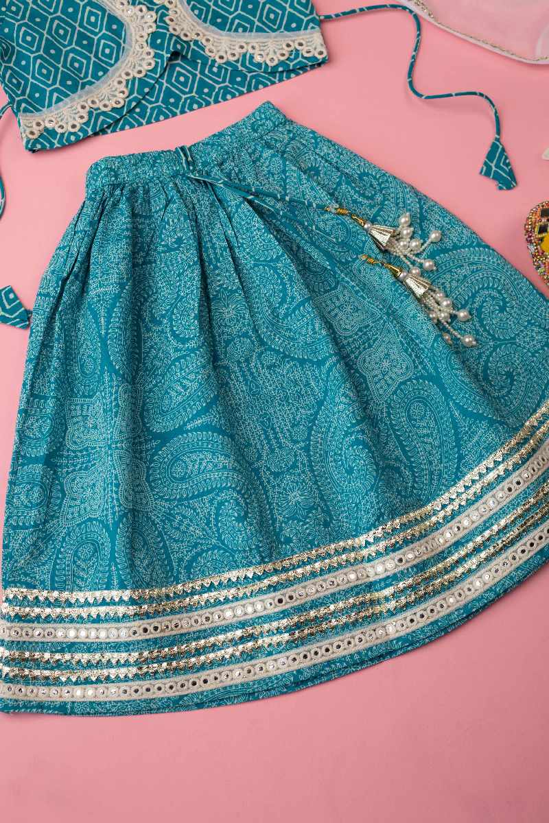 Image for Kusvaa Grw012 Bhanu Cotton Girls Skirt Top And Dupatta Set Closeup 3 New