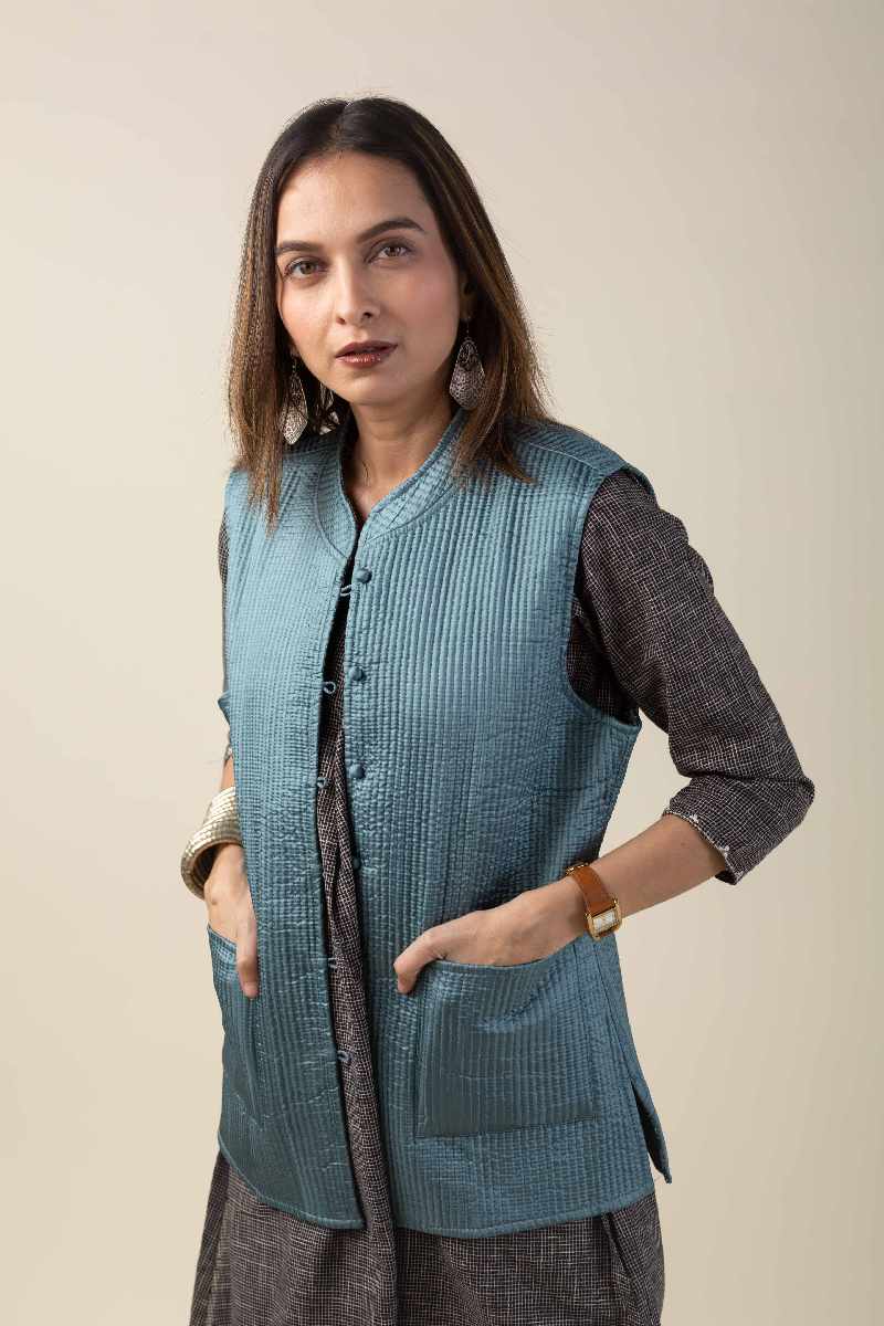 Image for Kusvaa Jak002 Vibha Quilted Sleeveless Reversible Silk Jacket Featured