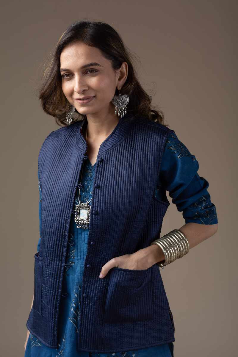 Image for Kusvaa Jak004 Myrto Quilted Sleeveless Reversible Silk Jacket Front