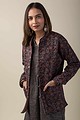 Image for Kusvaa Jak006 Shaleeni Quilted Full Sleeves Reversible Silk Jacket Back