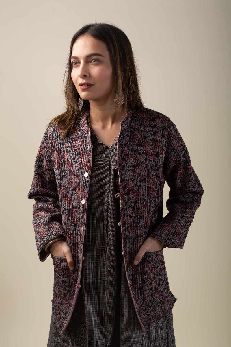 Image for Kusvaa Jak006 Shaleeni Quilted Full Sleeves Reversible Silk Jacket Sitting