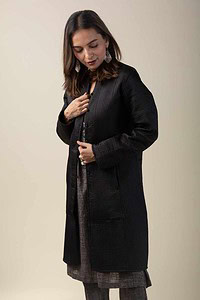Image for Kusvaa Jak007 Vinata Reversible Long Full Sleeves Jacket Closeup 2