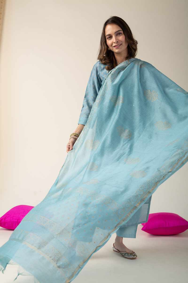 Image for Kusvaa Kds004 Aryashri Chanderi Kurta With Dupatta Set Front