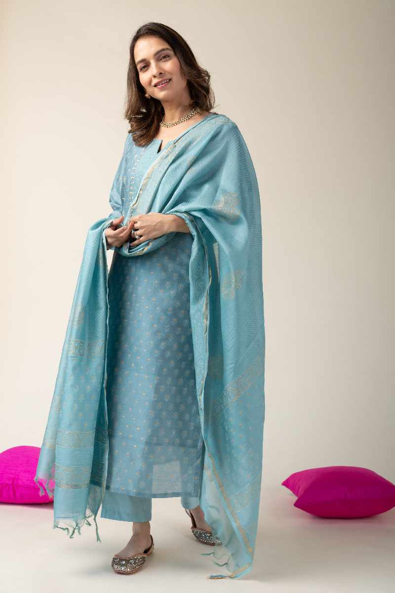 Image for Kusvaa Kds004 Aryashri Chanderi Kurta With Dupatta Set Side