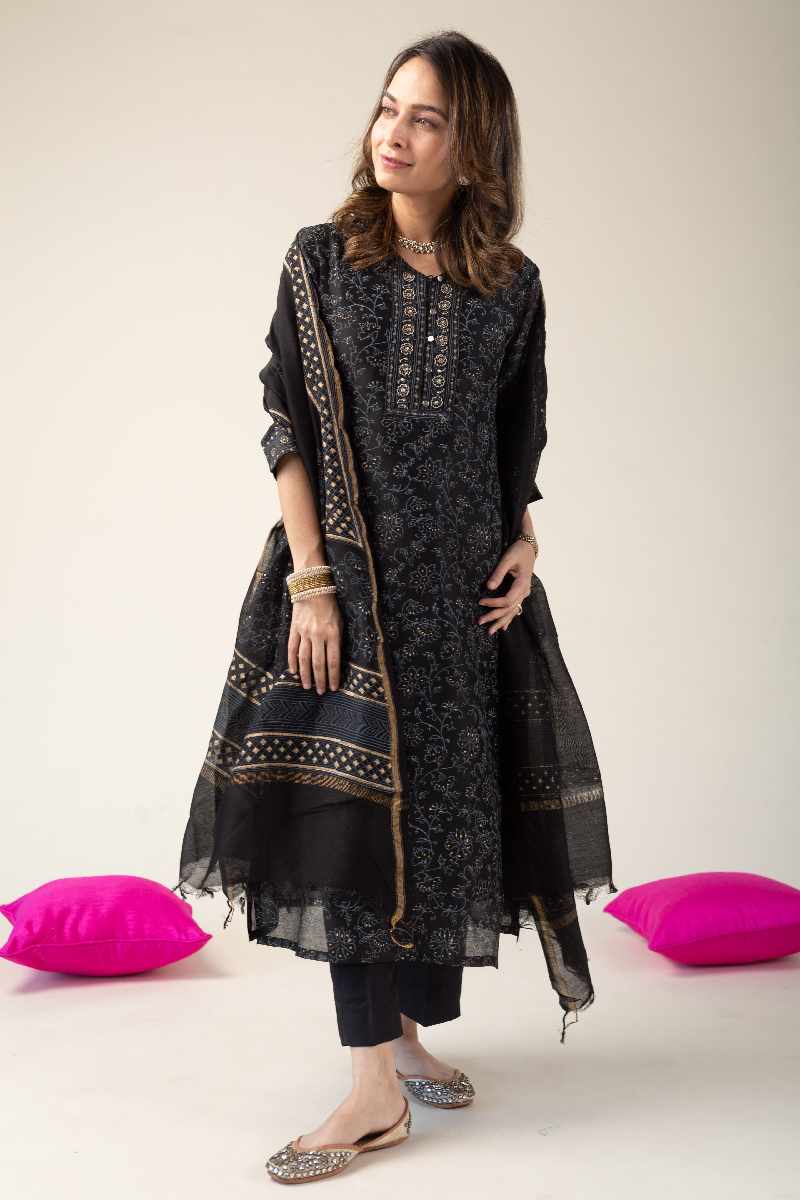 Image for Kusvaa Kds005 Anukta Chanderi Kurta With Dupatta Set Sleeves