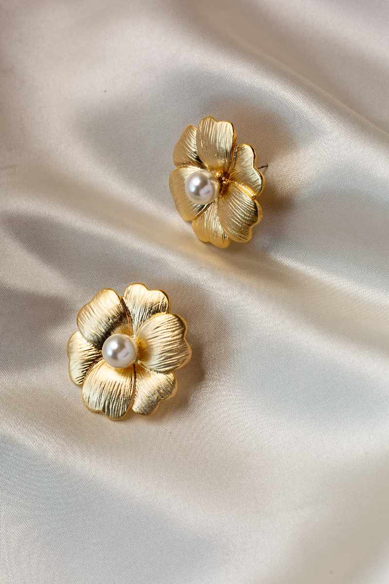 Image for Kusvaa Kpe443 Athena Golden Stud Earrings Side