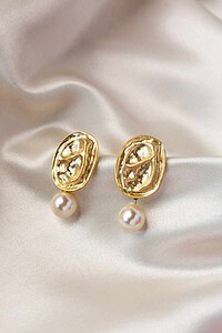 Image for Kusvaa Kpe449 Athena Golden Stud Earrings Featured