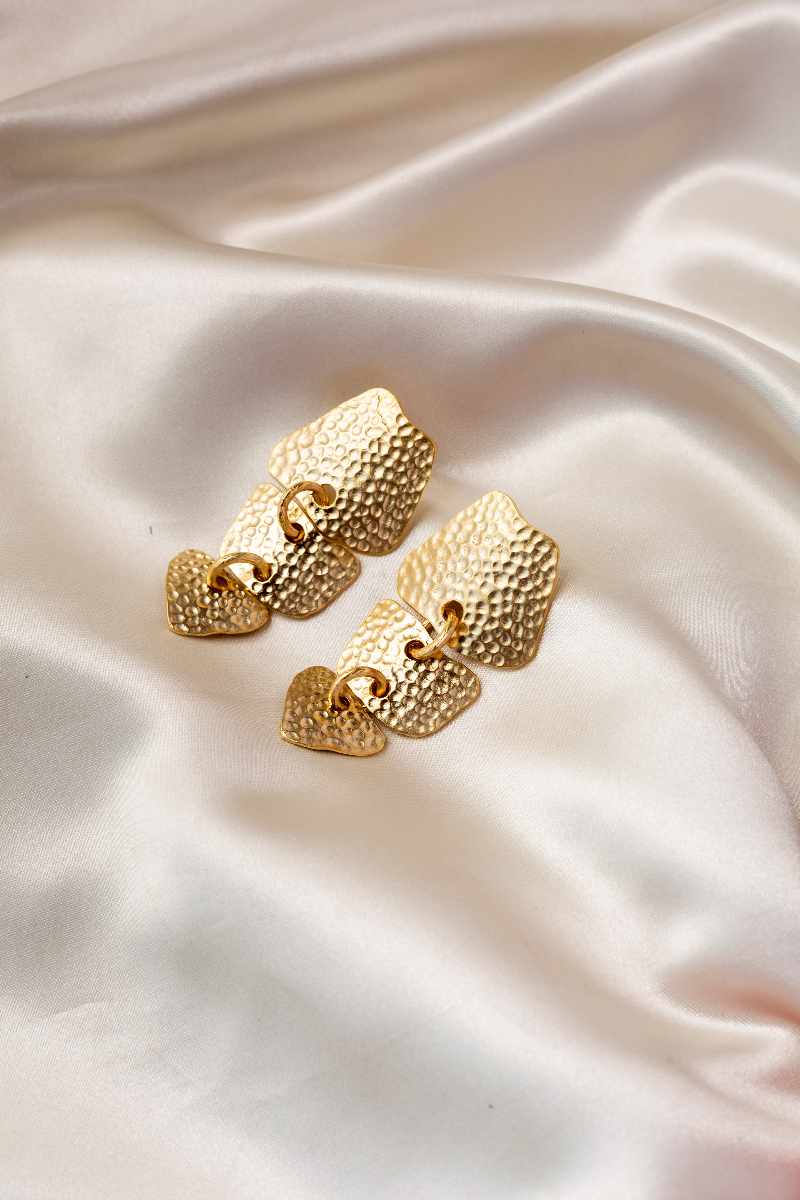 Image for Kusvaa Kpe454 Athena Golden Stud Earrings Closeup