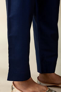 Image for Kusvaa Pnt005 Ujayati Viscose Silk Pant Indigo Closeup