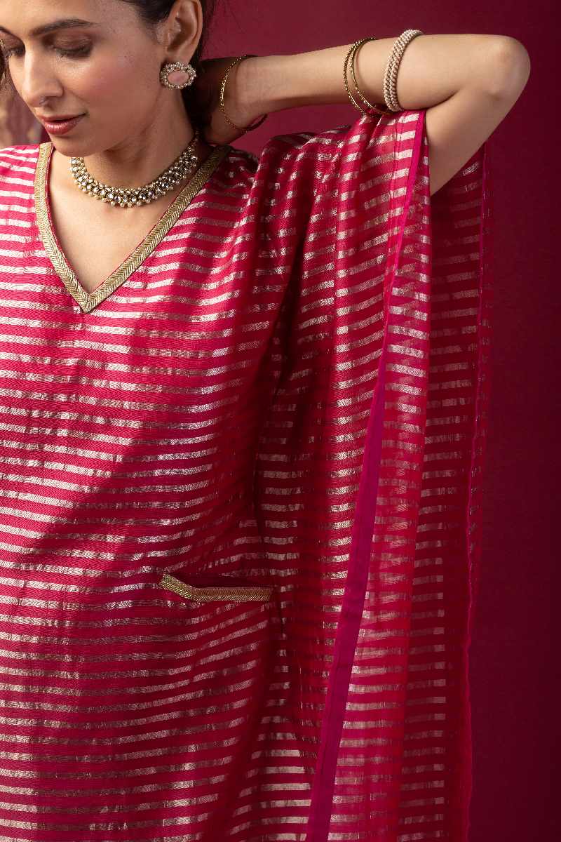 Image for Kusvaa Wkr031 Ekisha Chanderi Kaftan Closeup 3 New
