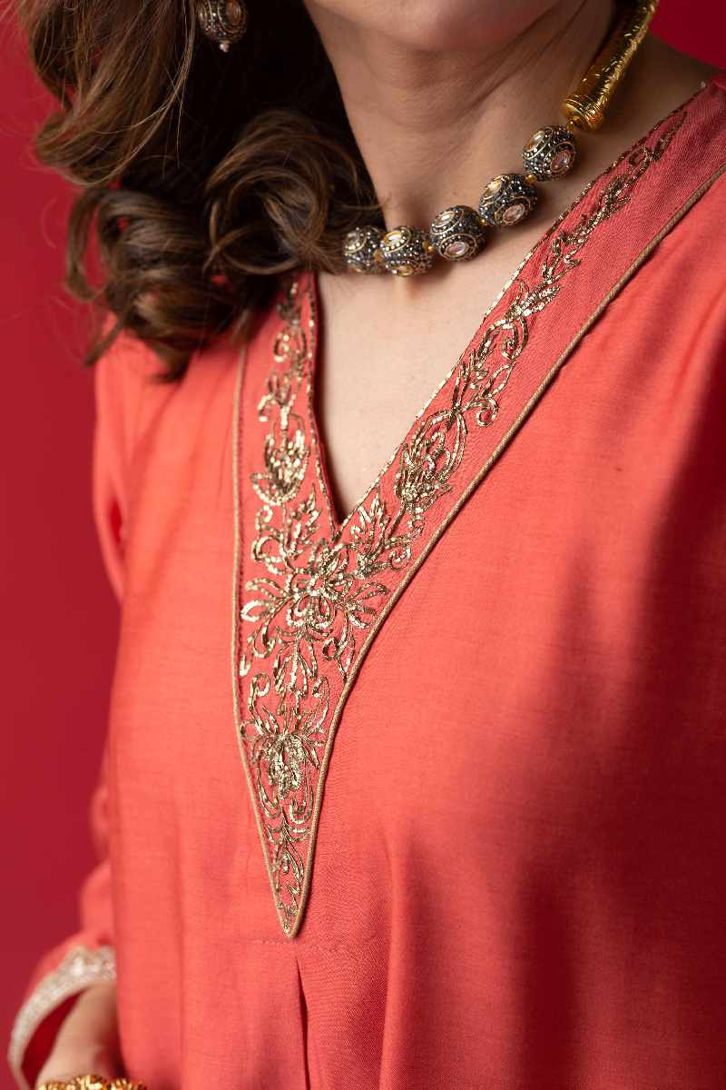 Image for Kusvaa Cood040 Neesha Moga Muslin Kurta Pant Set Closeup