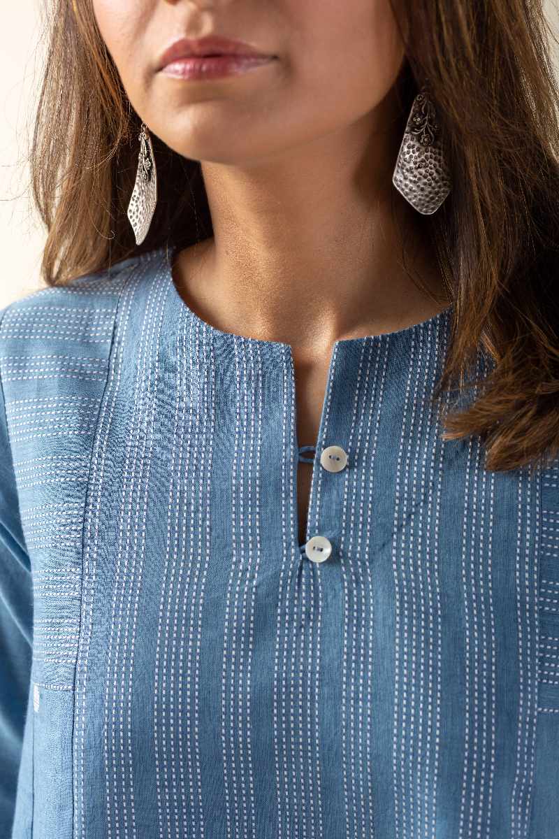 Image for Kusvaa Cood041 Trusha Handloom Cotton Kurta Pant Set Closeup
