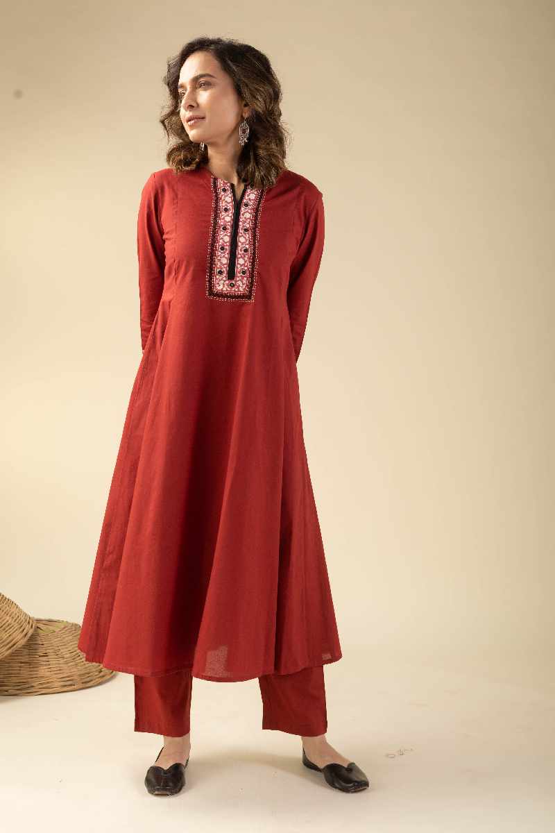 Image for Kusvaa Cood042 Lavali Cotton Kurta Pant Set Front