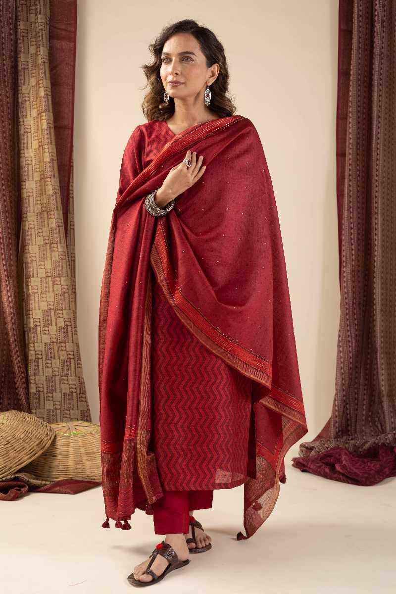 Image for Kusvaa Kds007 Aashna Tussar Kurta With Dupatta Set Closeup 3