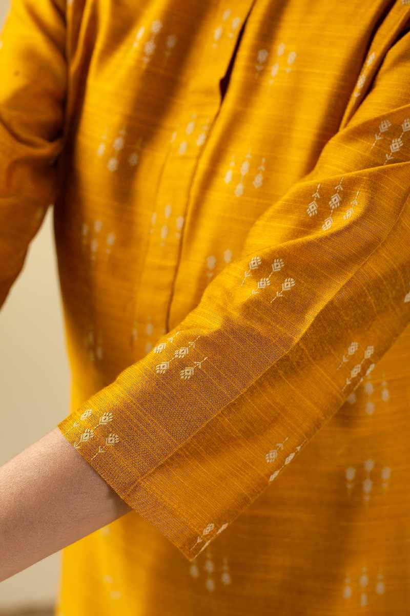 Image for Kusvaa Wkr043 Kahlima Cotton Silk Kurta Closeup