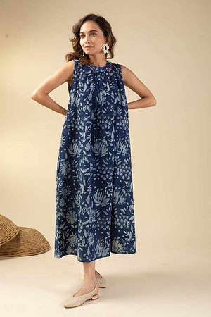 Image for Kusvaa Wkr044 Rio Cotton Handblock Dress Sitting