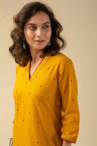 Image for Kusvaa Wkr045 Roohi Handloom Cotton Kurta Featured