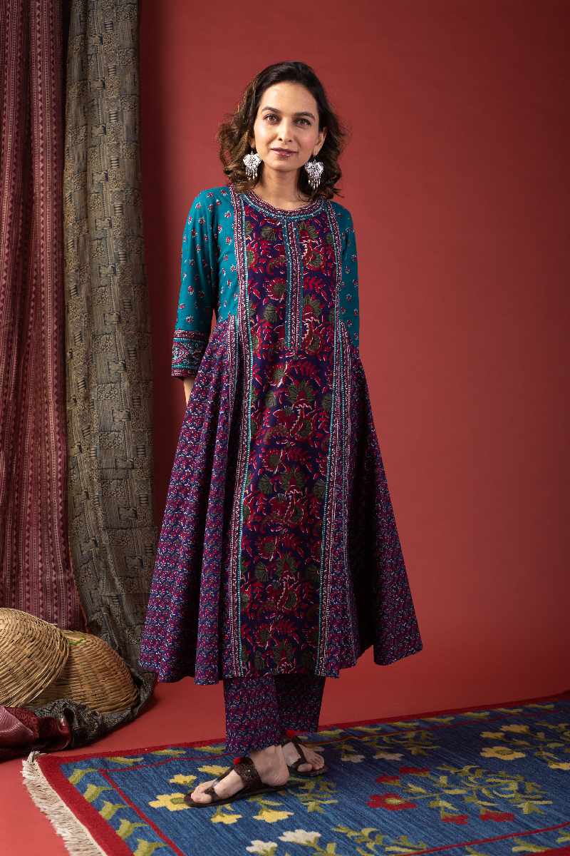 Image for Kusvaa Cood055 Meghana Cotton Kurta Pant Set Closeup 5