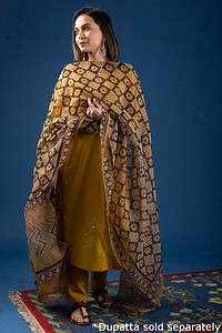 Image for Kusvaa Cood059 Sevita Cotton Kurta Pant Set Sleeves