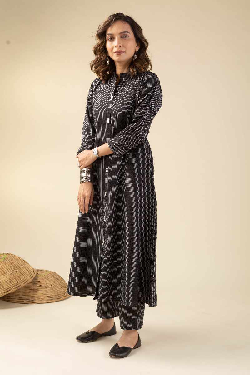 Image for Kusvaa Cood060 Roshawna Handloom Cotton Co Ord Set Closeup 2