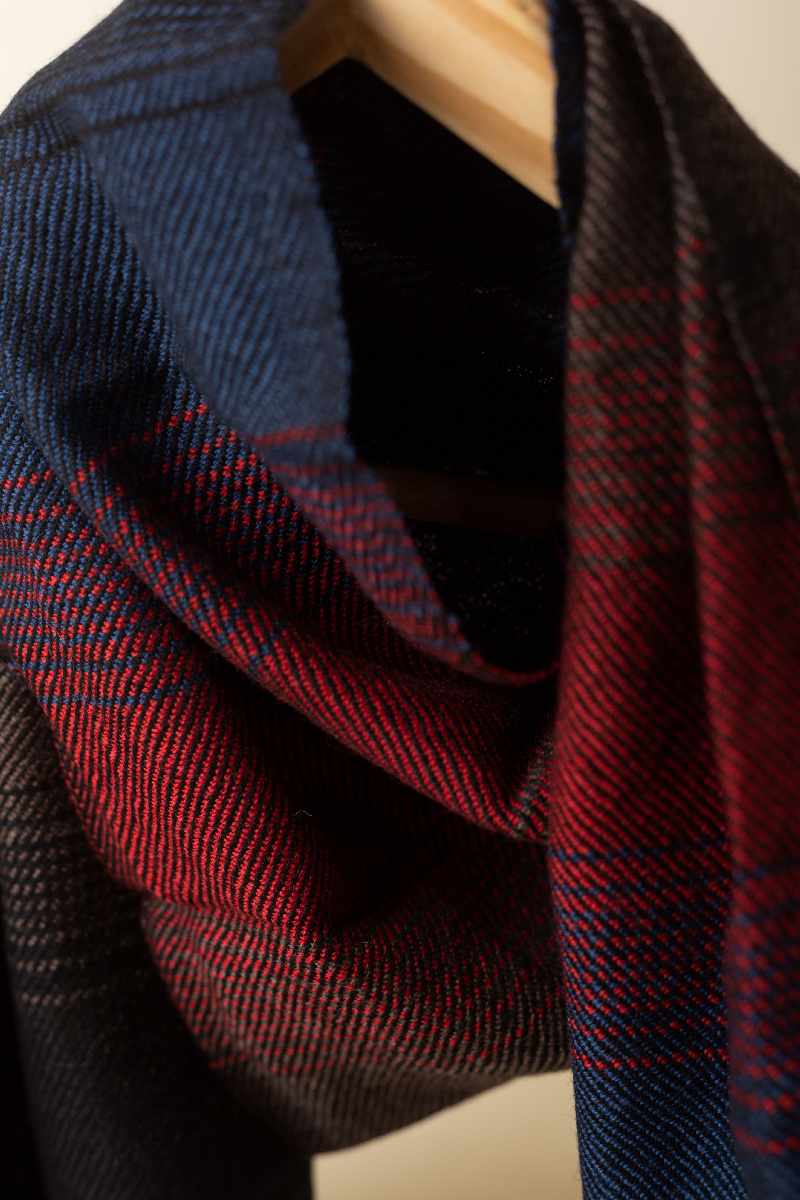 Image for Kusvaa Kusl109 Daivik Woolen Muffler Front Latest
