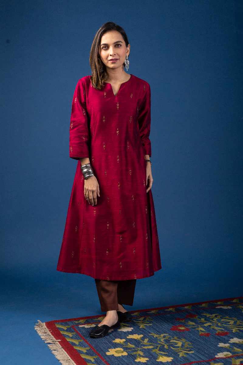 Image for Kusvaa Wkr054 Hrudya Cotton Silk Kurta Side