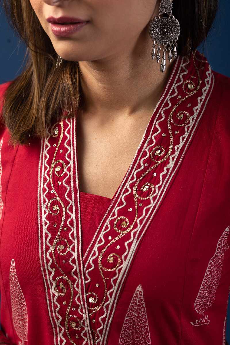Image for Kusvaa Wkr055 Aalea Cotton Handblock Print Kurta Sitting