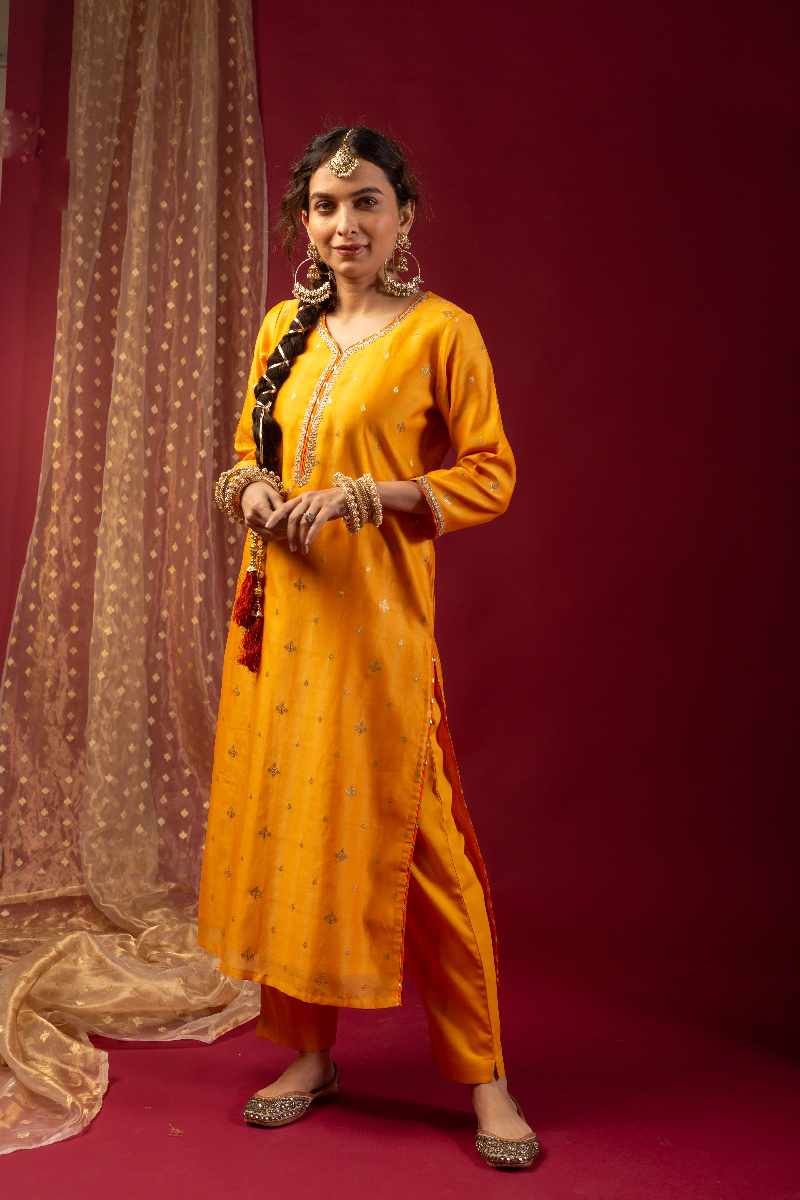 Image for Kusvaa Wkr056 Vidushi Chanderi Kurta Neck